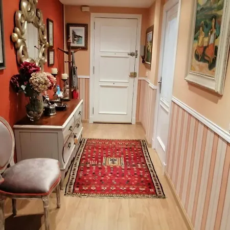Apartamento En Calle Brasil Proximo Al Corte Ingles *